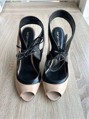 Sergio Rossi Two Tone Black Nude Tie Up Heels Y2K 41
